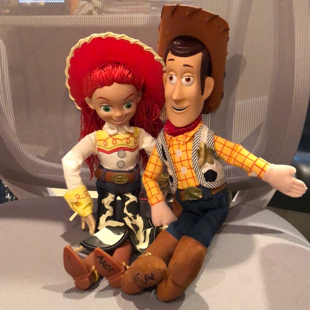 Toy Story - Woody and Jesse dolls
